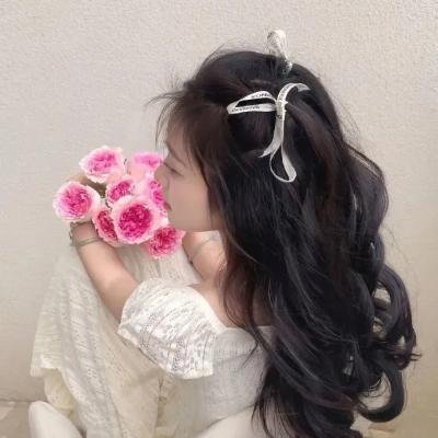 月光藏在他眼底